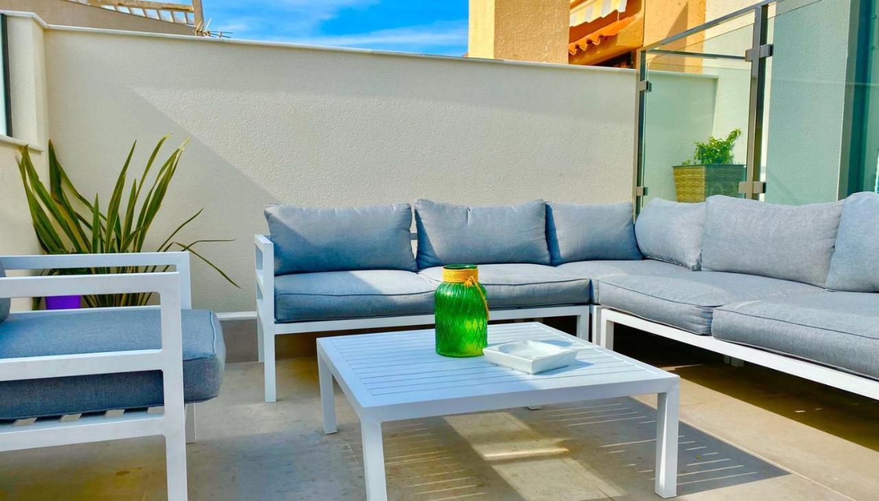 Chalet Con Piscina Privada En La Urb. De Puerto Rey Los Amarguillos Exterior foto